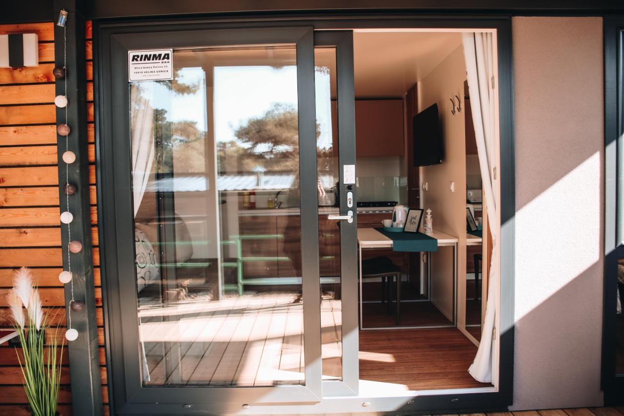 Mobile Home Peponi Del Mar, Camping Porton Biondi Rovinj Bagian luar foto