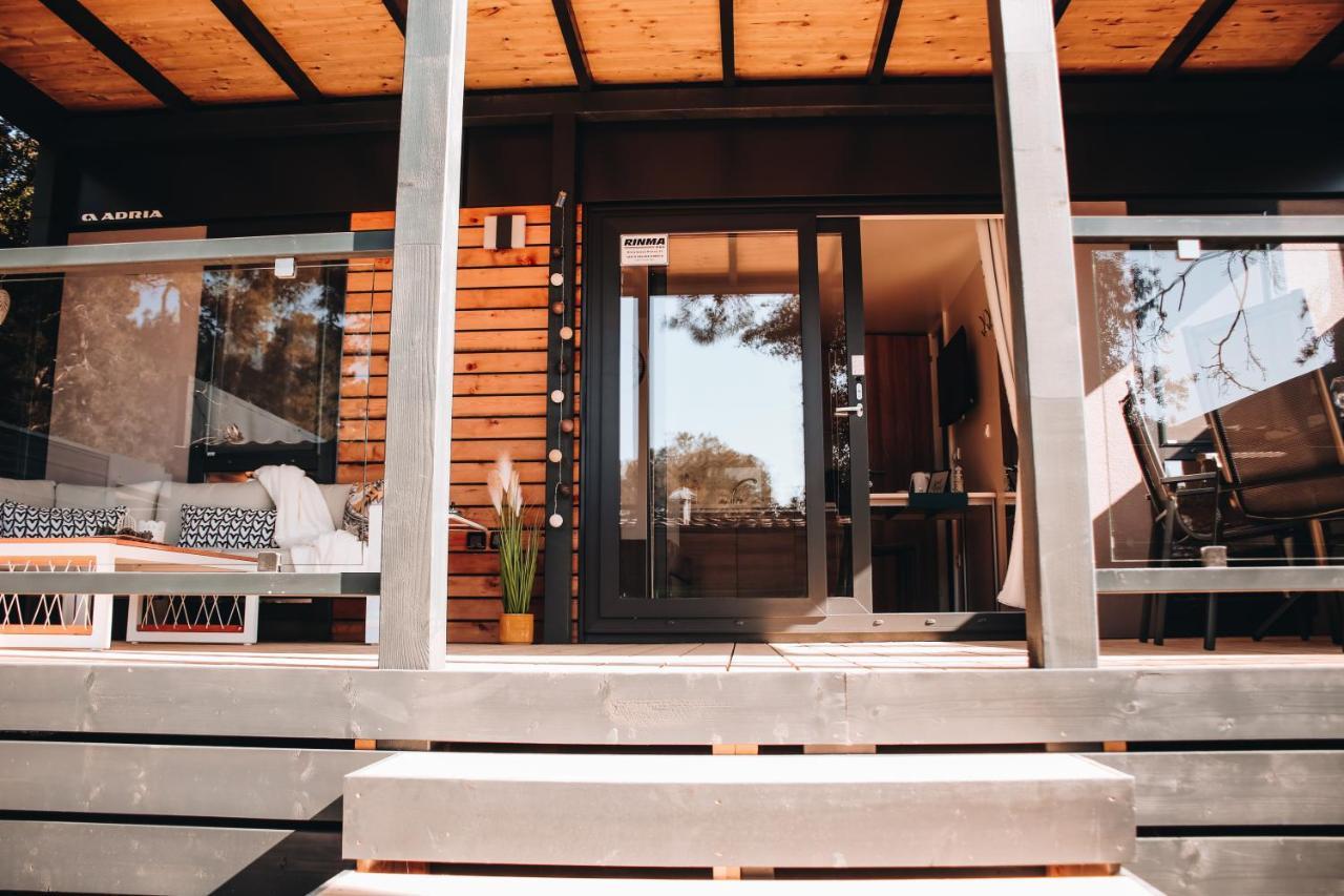 Mobile Home Peponi Del Mar, Camping Porton Biondi Rovinj Bagian luar foto
